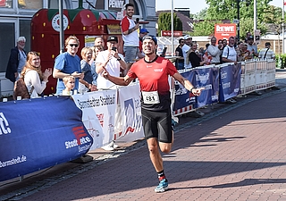 Sieger beim 5-Kilometer-Lauf wurde Matthias Schramm mit einer Zeit von 17:14 Minuten. (Foto: Frank)