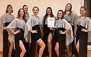 Die Teens traten zum ersten Mal bei „Jugend tanzt“ in Neumünster an und gelangten gleich auf den 3. Platz. (Foto: Cat Dance Company)