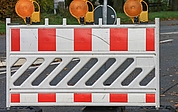 Die Pinnauallee wird auf der Klappbrücke halbseitig gesperrt. (Symbolfoto: Pixabay)