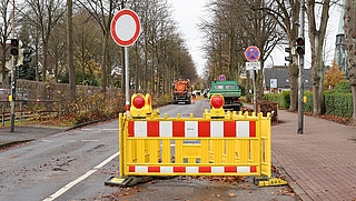 Die Sperrung der Jürgen-Siemsen-Straße in Tornesch soll bis Montag, 17. November, wieder aufgehoben werden. (Foto: Frank)