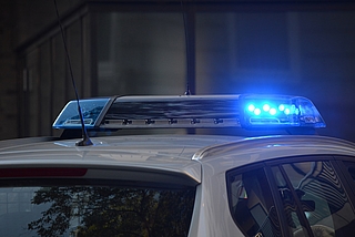 Die Polizei sucht Zeugen. (Symbolfoto: Pixabay)