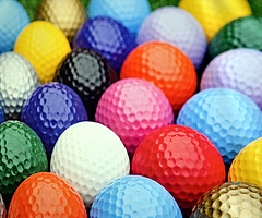 Minigolf ist ein Spiel für die ganze Familie. (Symbolfoto: Pixabay)