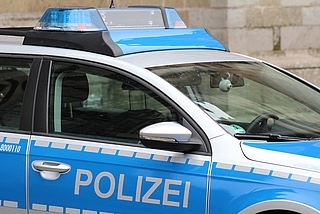 Die Polizei ermittelt. (Symbolfoto: Ingo Kramarek auf Pixabay)