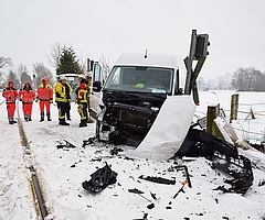 An dem Transporter entstand ein Totalschaden. (Foto: Frank)