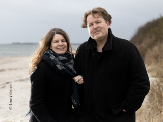 LESUNG: Mareike Krügel & Jan Christophersen: Gebrauchswanweisung für Schleswig-Holstein